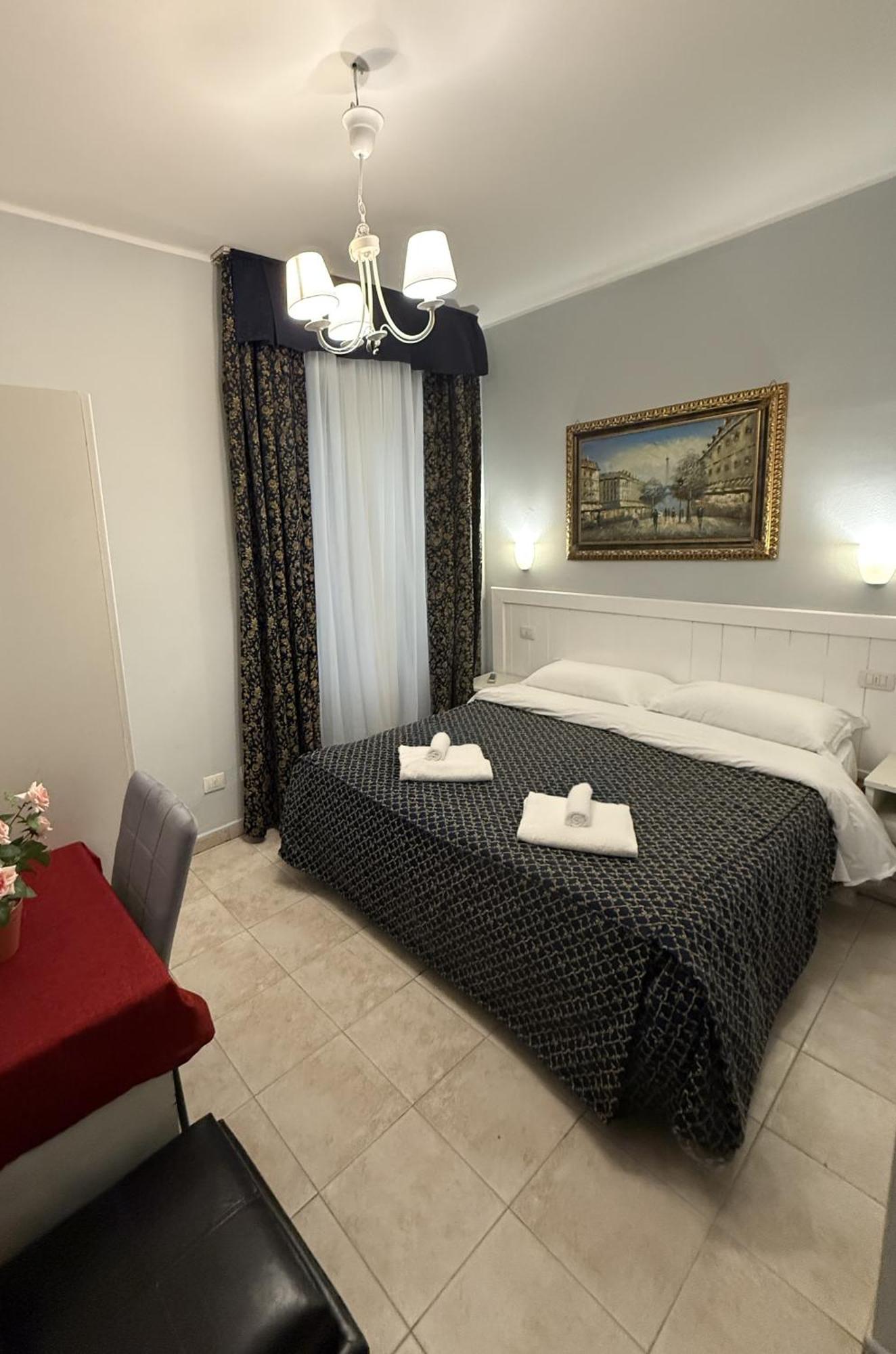 Hotel Aurelia Milano Centrale ภายนอก รูปภาพ